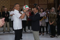 Kapolda Jatim Resmi Dilantik Segai Pengprov PBVSI Masa Bakti 2024-2028