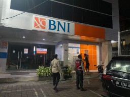 Pawas Ipda Sugita Pimpin Blue Light Patrol Antisipasi Skimming di lokasi ATM Jalan Canggu