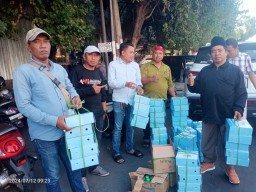 Aliansi Madura Indonesia "Lakukan Jum'at Berkah" Wujud Peduli Untuk Sesama