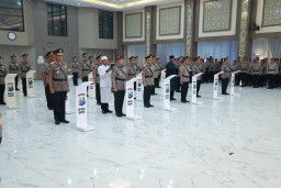 Kapolda Jatim Pimpin Sertijab Pejabat Polda dan Kapolres Jajaran Polda Jawa Timur