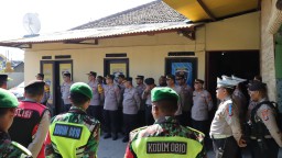 Polres Nganjuk Gelar Penyekatan Jalur Perbatasan Antar Wilayah Dalam Rangka Pengamanan Suroan Agung