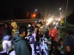Polres Bangkalan Lakukan Razia Puluhan Pemancing di Tepi Jembatan Suramadu