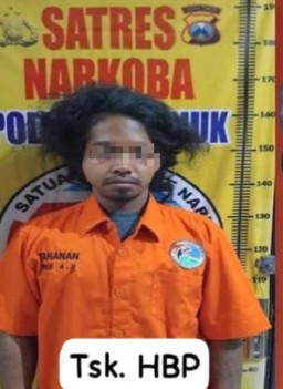 Pengedar Pil Dobel L Ditangkap di Didalam Angkringan Kopi