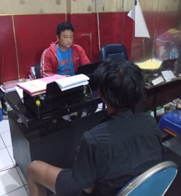 Polisi Tetapkan 1 Pemuda Sebagai Tersangka dalam kasus kedapatan membawa senjata tajam
