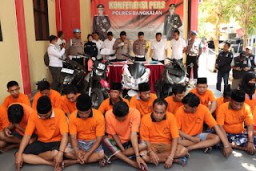 Polres Bangkalan Gelar Konferensi Pers: Ungkap Puluhan Kasus Baik dari Kriminal, Narkoba dan Hasil Ops Patuh Semeru 2024