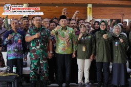 Plt Bupati Subandi Serahkan Bantuan Irigasi untuk 90 Kelompok Tani