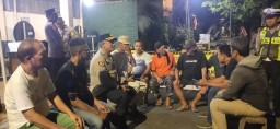 Kapolsek Tenggilis Melakukan Kegiatan Nusantara Cooling Sistem di Kutisari Utara