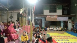 Warga Banyu Urip Wetan Meriahkan di Malam Tasyakuran di Hari 17 Agustus Ke -79
