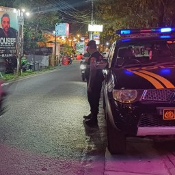 Jamin Keamanan Pengunjung Polsek Kuta Utara Blue Light Patrol Susuri Short Cut Canggu