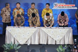 Pemkab Sidoarjo Tandatangani Perjanjian Kerjasama BUMN dan BUMD Pada Sektor Pengelolaan Sampah