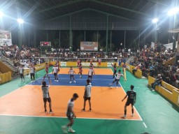 Turnamen Bola Voli Karang Taruna Sekecamatan Abiansemal Memasuki Babak Semifinal, Polsek Abiansemal Berikan Pengamanan