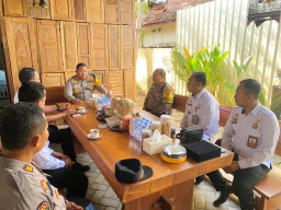 Tingkatkan Sinergitas dan Keamanan, Kalapas Pamekasan Lakukan Kunjungan Silaturahmi Dengan Polres Pamekasan