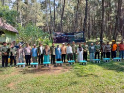 Kapolda Jatim Pimpin Baksos Semeru Overland Cooling System Pilkada 2024