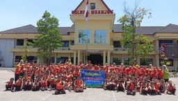 Polres Nganjuk Terima Kunjungan perwakilan Siswa PAUD dan SD Negeri se-Kabupaten Nganjuk