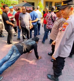 Dua Anggota Polisi Kena Hukuman Dari Kapolsek Simokertol