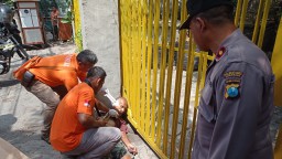 Respon Cepat Kapolsek Simokerto Datangi TKP, Temuan Jenazah di Jl.Raya Krampung Surabaya