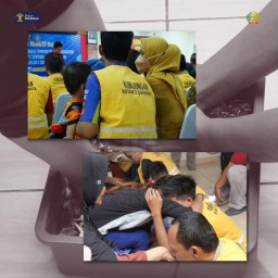 Suasana Penuh Haru, Warga Binaan Rutan Surabaya Mohon Maaf dan Basuh Kaki Ibu