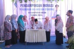 PLT Bupati Gresik Bersama Dinkes Gresik Berkomitmen Turunkan AKI dan AKB Serta Prevalensi Stunting