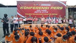 Polres Tanjung Perak Selama 2 Minggu, Puluhan Pelaku Narkoba dan Judol Berhasil Diamankan