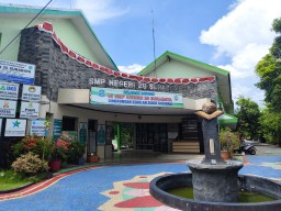 Kasus Bullying di SMP Negeri 26 Surabaya Kembali Mencuat Seperti Tahun Lalu Yang Pernah Terjadi Sebelumnya, Sehingga Korban Pindah ke Sekolah Swasta