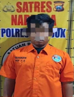 Polres Nganjuk Bekuk Pengedar Pil Dobel L, 27.100 Butir Disita