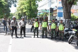 Polres Bondowoso Siagakan Personel Kawal Proses Rekapitulasi Hasil Pilkada Tingkat Kabupaten