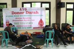 Wujud Kepedulian Sosial, Polres Bangkalan Gelar Bakti Kesehatan Melalui Donor Darah