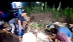 TPT Longsor di Desa Karang Cempaka Ganggu Akses Jalan ke Pondok Pesantren