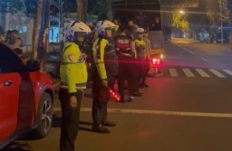 Sinergitas Polres Pamekasan Bersama TNI Tingkatkan Patroli Jelang Pergantian Tahun