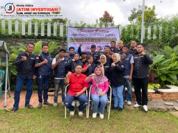 Jatiminvestigasinews.id Mengadakan Rapat Kerja Bersama dan Family Gathering di Trawas Mojokerto