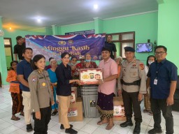 Program Minggu Kasih, Dirbinmas Polda Bali Sampaikan pentingnya menjaga Harkamtibmas di Lingkungan Masing-masing