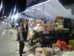 Patroli Subuh Polsek Abiansemal, Upaya Cegah Kriminalitas di Pasar Tradisional