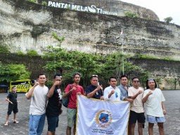 Awal Tahun 2025 AMI Bawa Pengurus Kelilingi Pulau Dewata