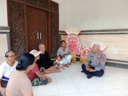 Gelar Jumat Curhat Polsek Mengwi Dengarkan Keluhan Kamtibmas Warga