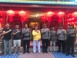 Kapolsek Kuta Selatan Kunjungi Klenteng Cow Eng Bio Tanjung Benoa Jelang Perayaan Imlek 2576