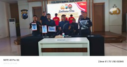 Polrestabes Surabaya Berhasil Ungkap Kasus Curanmor R4 dan R2, Tiga Tersangka Diamankan 