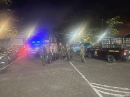 Unit Samapta Polsek Kuta Utara Bersama Linmas Gelar Patroli Bersama di Kawasan Wisata