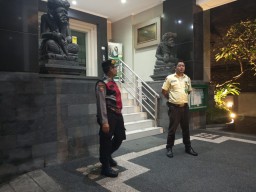 Cegah Kriminalitas Unit Samapta Polsek Mengwi Sambangi Kantor BPD Bali