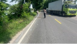 Penumpang Motor Meninggal Usai Terjatuh dan Tertabrak Truk di Bungah Gresik