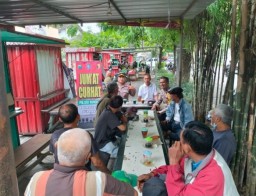 Polsek Rungkut Giat Jum’at Curhat Bersama Tiga Pilar di Wilayah Kecamatan Rungkut