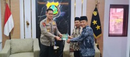 KH Abdul Azis Audiensi dengan Kapolda Bali Irjen. Pol. Daniel Adityajaya, Bahas Kerjasama Kamtibmas dan Harlah NU ke-102