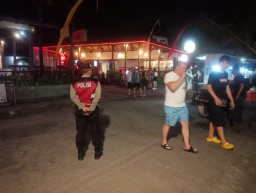 UKL Polsek Kuta Utara Blue Light Patrol Subuh Susuri Jalan Batu Bolong