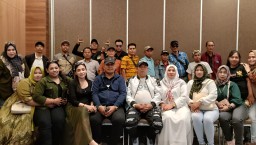 Hari Pers Nasional (HPN) 2025 Direktur Utama PT Umar Sukses Jaya Gelar Silaturahmi Dirumah Makan Prima Rasa