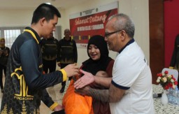Rutan Kelas I Surabaya Gelar Jumat Berkah, Bagikan Paket Sembako Kepada 30 Keluarga Binaan