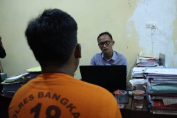 Akibat Terlilit Utang, Pria di Tanjung Bumi Nekat Curi Emas Tetangga