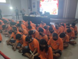 Polrestabes Surabaya Ungkap Kasus Narkoba, Sita 2,47 Kg Sabu dan 10.323 Butir Ekstasi, Lintas Propinsi