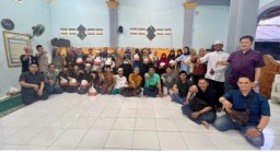 BRI BO Kertajaya Telah Mengawali Tahun Baru 2025, Menyantuni Anak Yatim Asuhan As - Salafiyah, di Jalan Kedung Asem