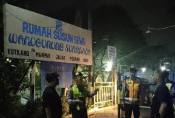 Polsek Karangpilang Gelar Patroli Cegah Kejahatan