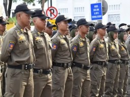 Atensi Utama Satpol PP Surabaya Jaga Ketertiban Selama Ramadan Tawuran dan Balap Liar