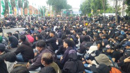 "Aparat Intimidasi Wartawan Saat Liput Aksi Tolak Revisi UU TNI, Polri Diduga Langgar UU Pers"
